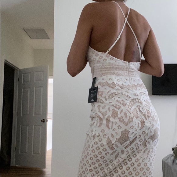 Primrose Nude and White Lace Bodycon Midi Dress - Picture 4 of 5